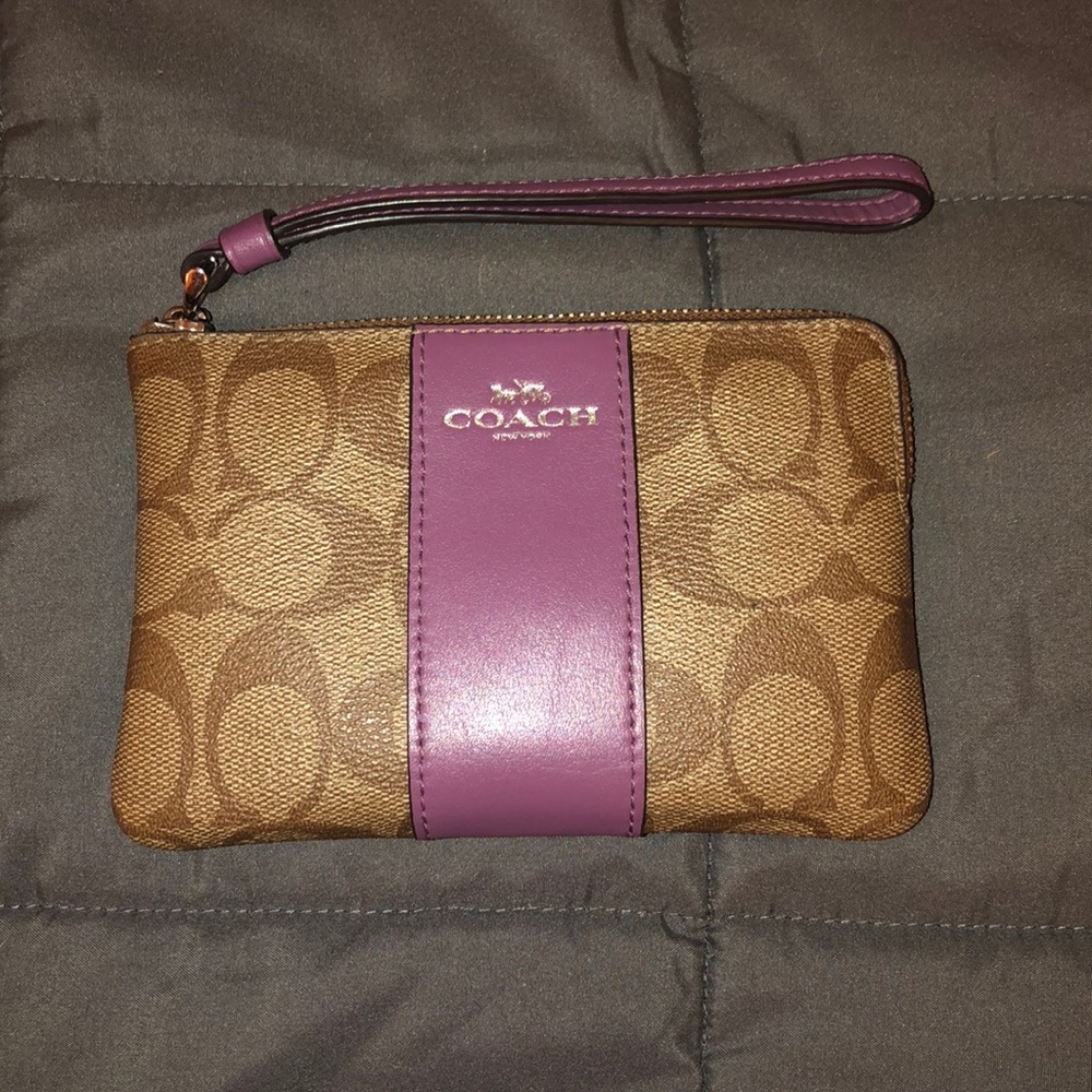 Coach wristlet/wallet